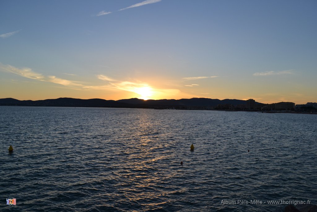 DSC 0291.JPG - Prise de vue depuis Saint-Raphaël - 02 novembre 2012 - 17H16